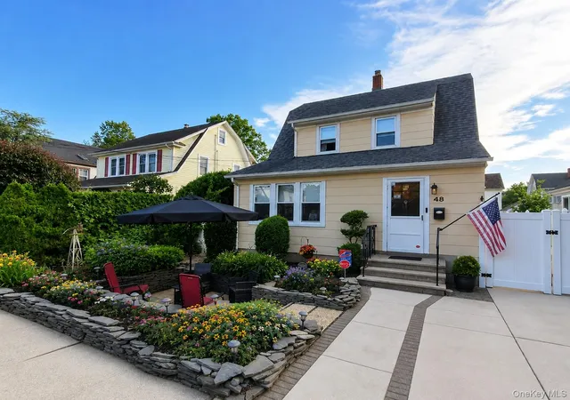 Homes for sale in Hempstead, NY | 48 Poplar St, Hempstead, NY 11552 | MLS# 1006052