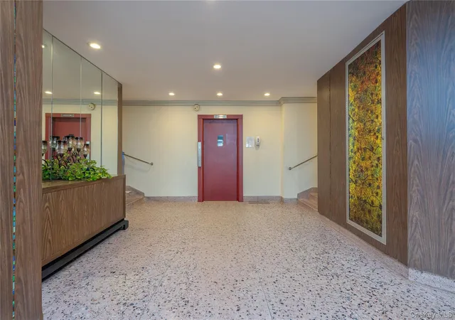 Homes for sale in Mount Vernon, NY | 600 Locust St #5K, Mount Vernon, NY 10552 | MLS# 1006060