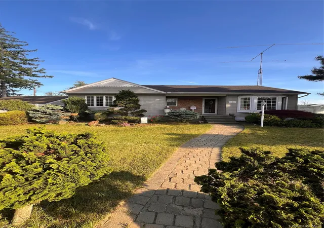 Single family home for sale at 685 Seabury Ave, Franklin Square, NY 11010 | MLS# 1006061 | Listing updated on 2026-05-30