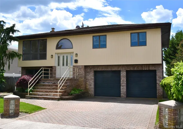 1st image of 2977 Charlotte Dr, Hempstead, NY 11566 | MLS# 1006062