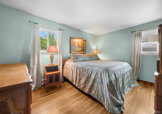 5th image of 117 Washington Pl, Massapequa, NY 11758 | MLS# 1006105