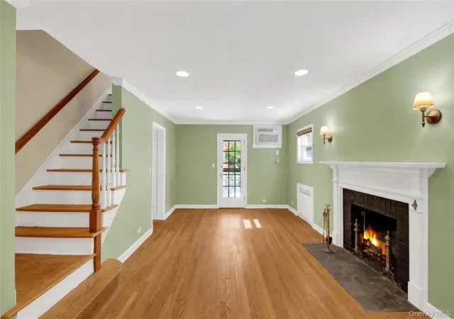 Photo 3 of Sale Pending at 19 Aka 29 The Crossway, Yonkers, NY 10701 | MLS# 1006126 | Listing updated on 2026-08-25