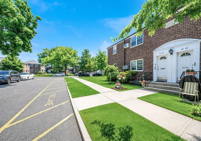 Photo 3 of Sale Pending at 5844 251st Street #191, Little Neck, NY 11362 | MLS# 1006137 | Listing updated on 2026-06-16