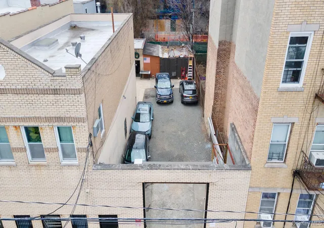 Photo 4 of House for sale at 31-30 14th Street, Astoria, NY 11106 | MLS# 1006138 | Listing updated on 2026-06-14