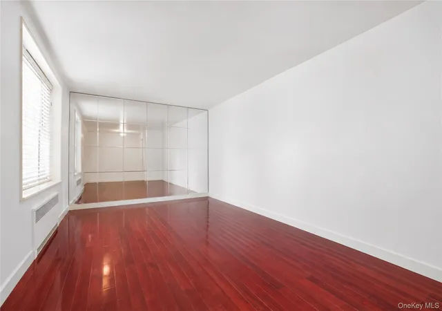 3rd image of 27-05 Parsons Blvd, New York, NY 11357