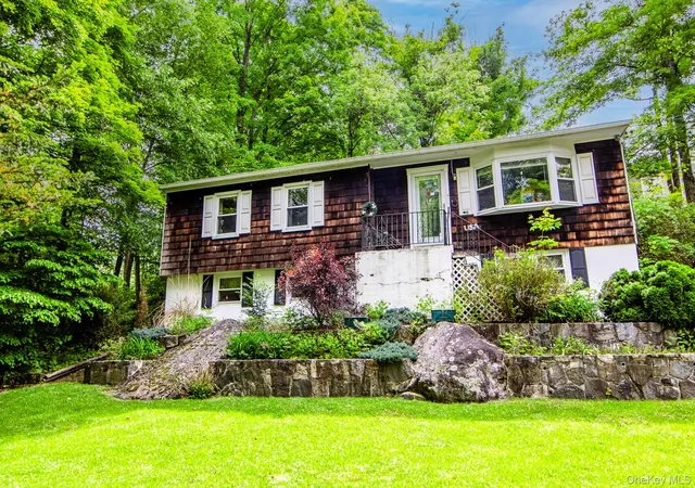 Homes for sale in Philipstown, NY | 36 Rochambeau Rd, Philipstown, NY 10524 | MLS# 1006179