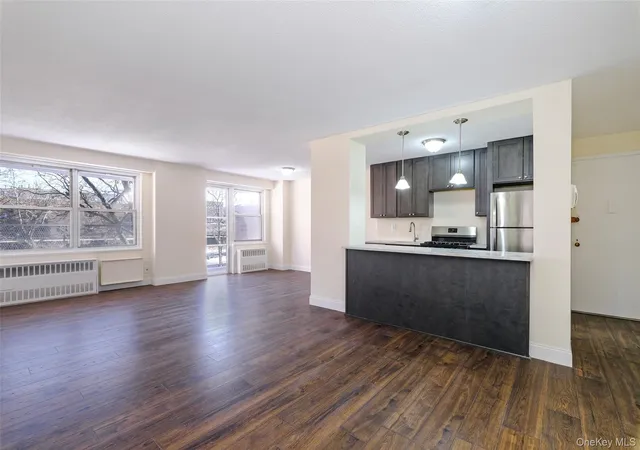 Photo 3 of Sale Pending at 2550 Olinville Ave #6K, Bronx, NY 10467 | MLS# 1006187 | Listing updated on 2026-07-10