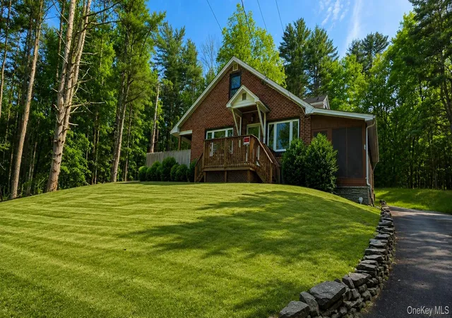 Homes for sale in Tusten, NY | 52 Luxton Lake Rd, Tusten, NY 12764 | MLS# 1006188