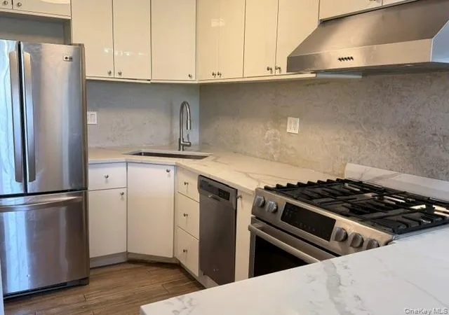 4th image of 135-08 82Nd Ave, New York, NY 11435