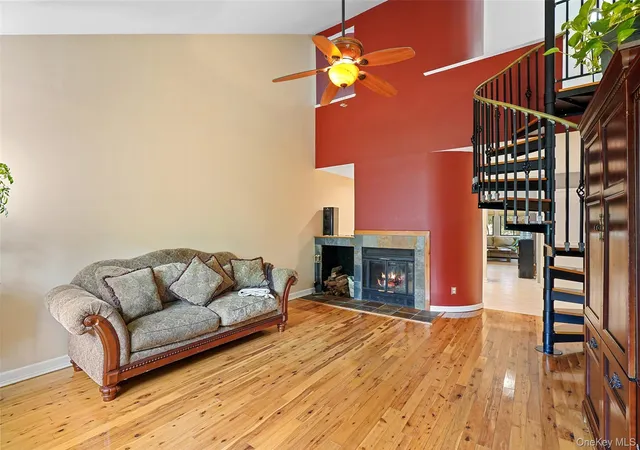2nd image of 40 Bittersweet Ln, Lewisboro, NY 10590 | MLS# 1006231