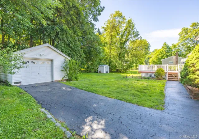 5th image of 6 Beech St, Clarkstown, NY 10954 | MLS# 1006233
