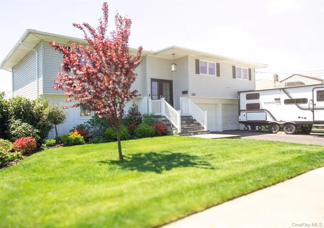 2nd image of 3618 Ladonia St, Hempstead, NY 11783 | MLS# 1006245
