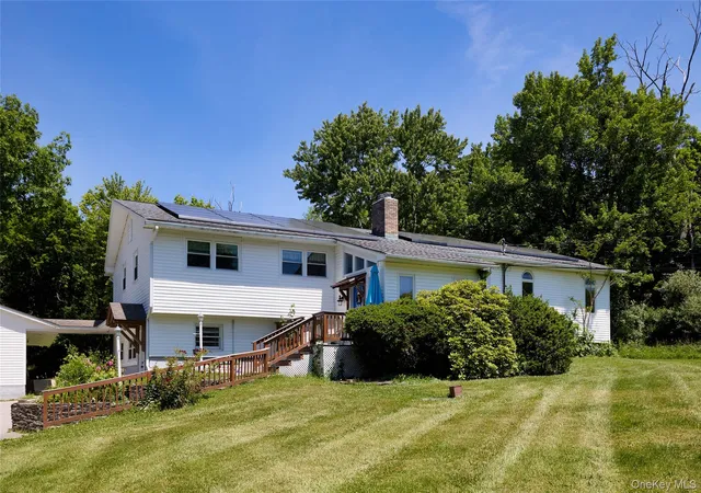 3rd image of 17 Derick Dr, Fishkill, NY 12524 | MLS# 1006269