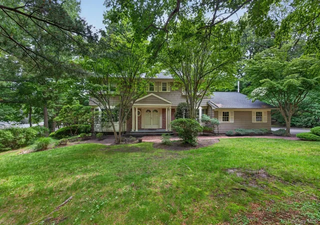 1st image of 19 Seward Dr, Woodbury, NY 11797 | MLS# 1006370