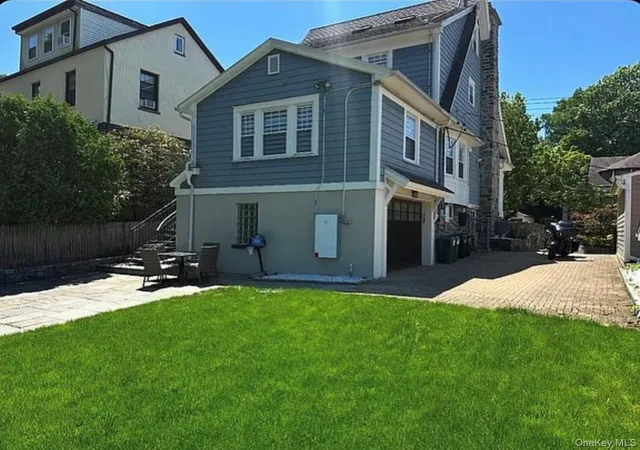 Photo 3 of Single family home for sale at 39 Marshall, Yonkers, NY 10705 | MLS# 1006381 | Listing updated on 2026-09-19