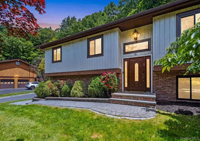 Photo 3 of Sale Pending at 16 Brookside Dr, Pomona, NY 10970 | MLS# 1006395 | Listing updated on 2026-06-30