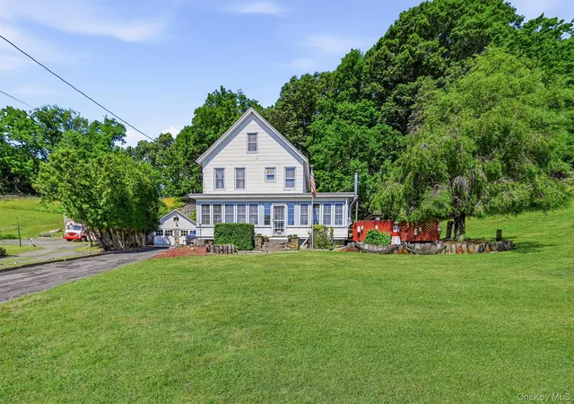 Photo 4 of Single family home for sale at 27 Free Hl Rd, Tomkins Cove, NY 10986 | MLS# 1006399 | Listing updated on 2026-08-18
