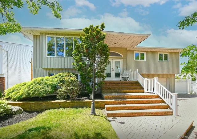 2nd image of 2167 Legion St, Hempstead, NY 11710 | MLS# 1006409