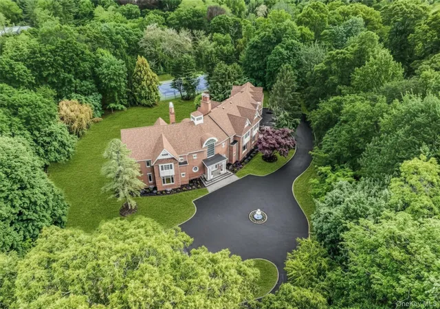 Photo 1 of Mansion for sale at 12 Saddle Ridge Rd, North Hempstead, NY 11568 | MLS# 1006411 | Listing updated on 2026-08-28