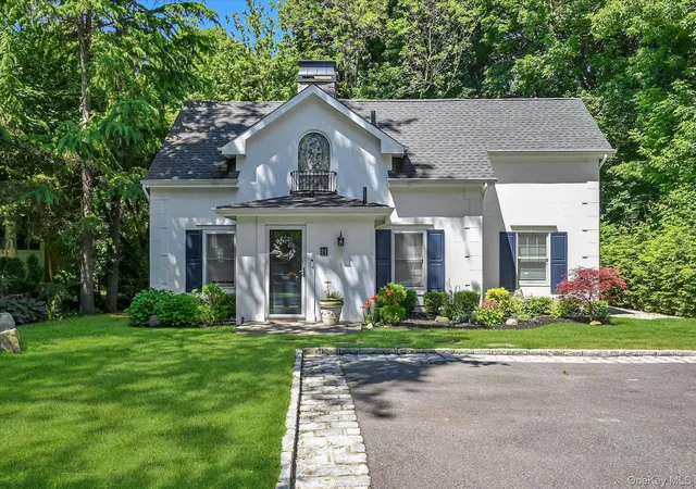 1st image of 51 Deepdale Dr, North Hempstead, NY 11030 | MLS# 1006419