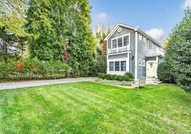 2nd image of 188 South Country Rd, Remsenburg, NY 11960 | MLS# 1006425
