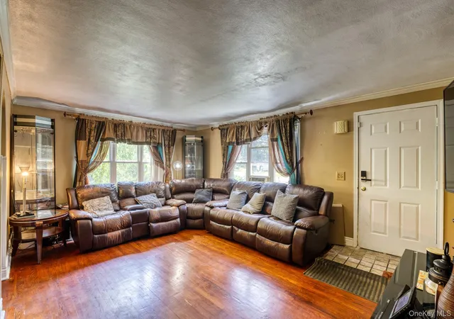 4th image of 64 Crestwood Blvd, Poughkeepsie, NY 12603 | MLS# 1006478