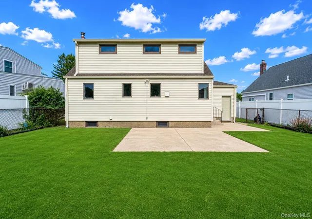 5th image of 986 Cayuga Rd, West Hempstead, NY 11552 | MLS# 1006486