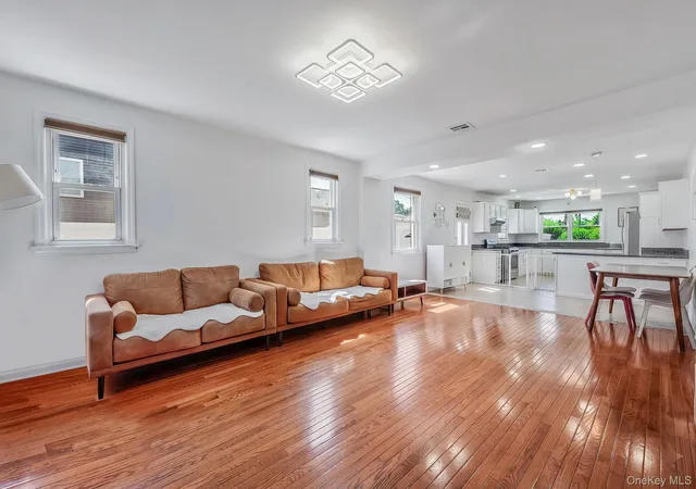 5th image of 2454 Jefferson St, Hempstead, NY 11554 | MLS# 1006488