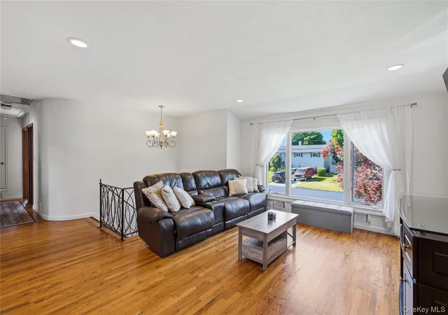 3rd image of 129 Sherman St, Brentwood, NY 11717 | MLS# 1006516