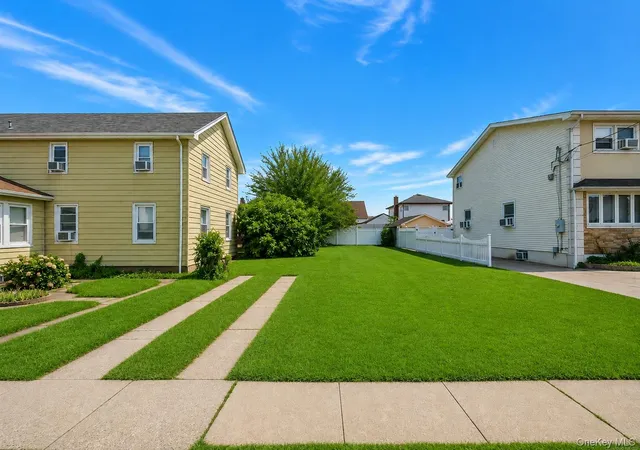 2nd image of 244 Mckinley Pkwy, Mineola, NY 11501 | MLS# 1006562