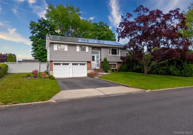 4th image of 395 Saldane Ave, Babylon, NY 11703 | MLS# 1006626