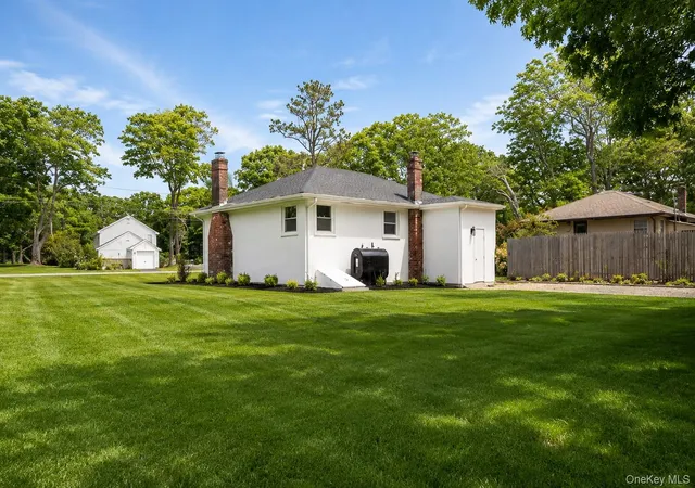 4th image of 18 Merrick Rd, Brookhaven, NY 11967 | MLS# 1006632