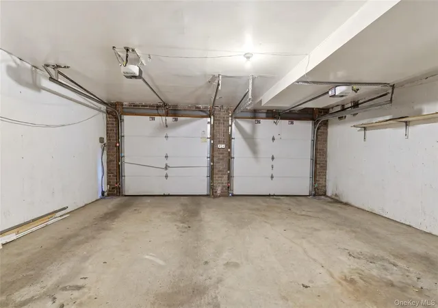 Homes for sale in New York, NY | 16306 71st Avenue, New York, NY 11365 | Houzeo