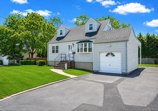 4th image of 337 S 14Th St, Babylon, NY 11757 | MLS# 1006684