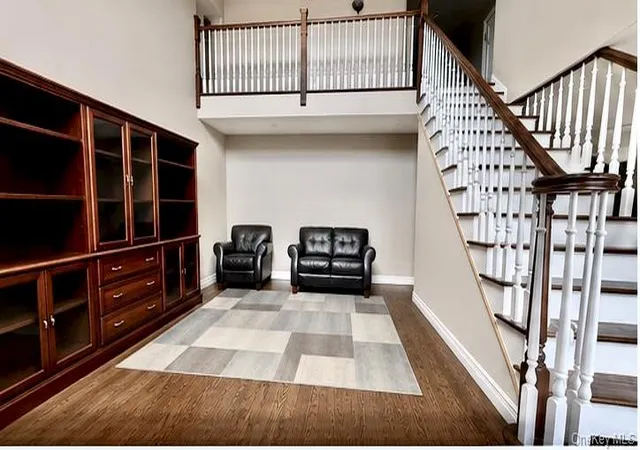 Photo 2 of Sale Pending at 424 Bellevue Ave, Yonkers, NY 10703 | MLS# 1006690 | Listing updated on 2026-08-17