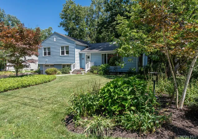 2nd image of 44 Homer Pl, Poughkeepsie (town), NY 12603 | MLS# 1006696