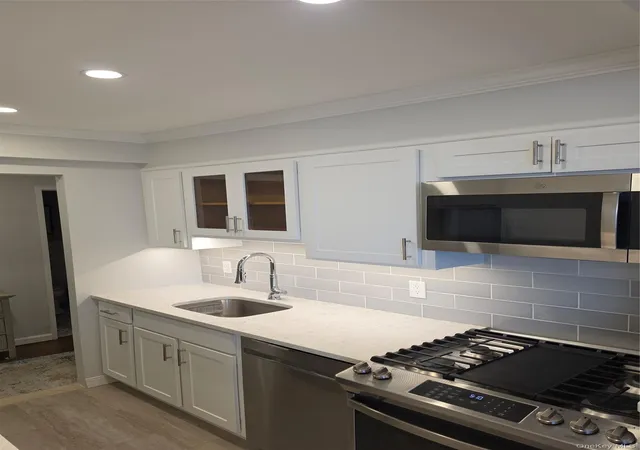 Homes for sale in Eastchester, NY | 1 Oakridge Pl #5K, Eastchester, NY 10709 | MLS# 1006713