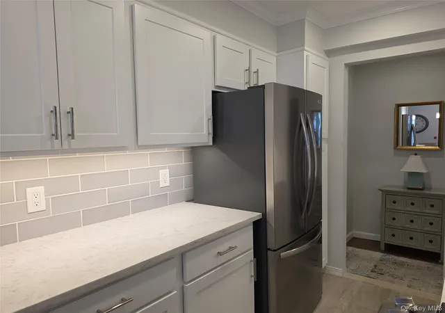 3rd image of 1 Oakridge Pl #5K, Eastchester, NY 10709 | MLS# 1006713