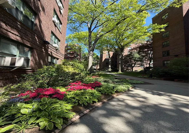 2nd image of 34-21 78Th St, Jackson Heights, NY 11372