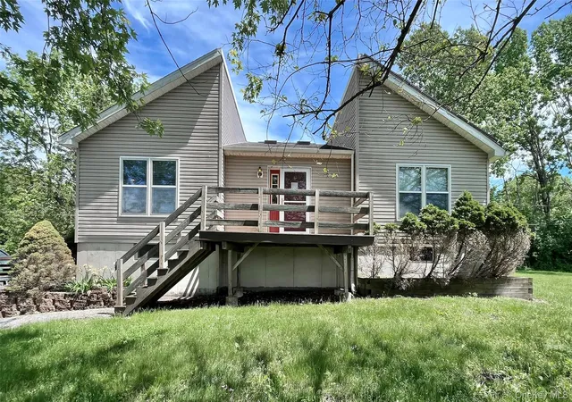 Homes for sale in Pine Island, NY | 98 Oil City Rd, Pine Island, NY 10969 | MLS# 1006729