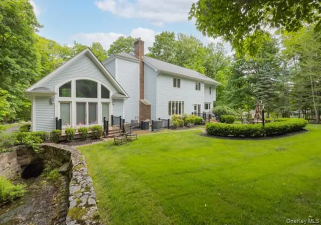 Photo 3 of Single family home for sale at 19 W Gate Rd, Ramapo, NY 10901 | MLS# 1006750 | Listing updated on 2026-09-04