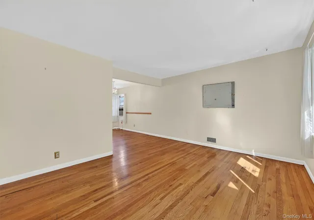 Photo 3 of Single family home for sale at 2 Curie Rd, Cornwall, NY 12520 | MLS# 1006753 | Listing updated on 2026-10-03