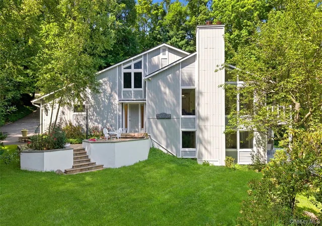 1st image of 170 Barger St, Putnam Valley, NY 10579 | MLS# 1006773