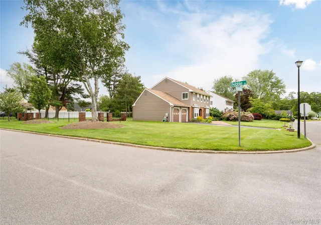 5th image of 12 Annandale Rd, Brookhaven, NY 11790 | MLS# 1006788