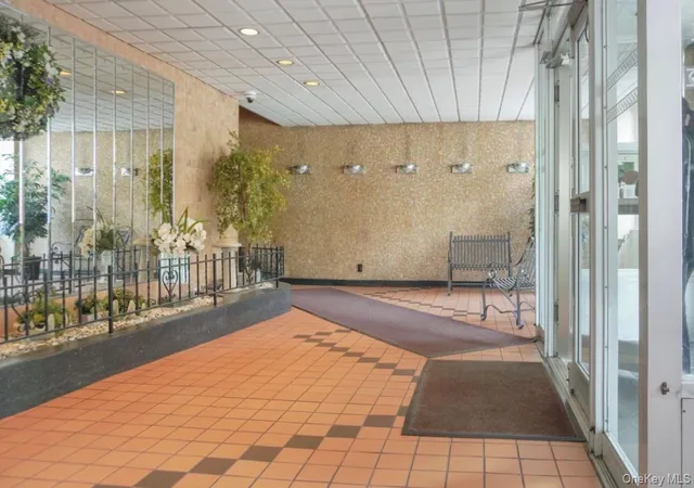 Photo 23 of Sale Pending at 385 Mclean Ave #3B, Yonkers, NY 10705 | MLS# 1006797 | Listing updated on 2026-09-08