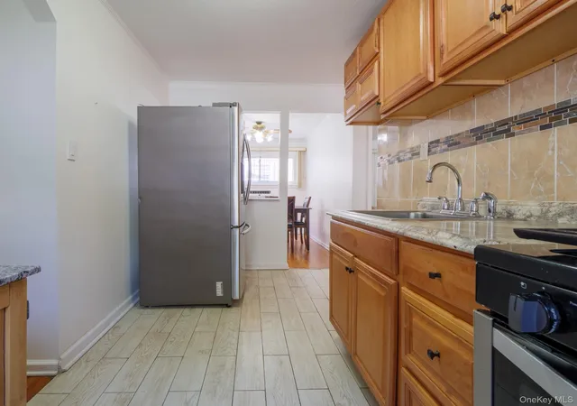 Photo 4 of Sale Pending at 257-04 145th Avenue, Rosedale, NY 11422 | MLS# 1006804 | Listing updated on 2026-08-20