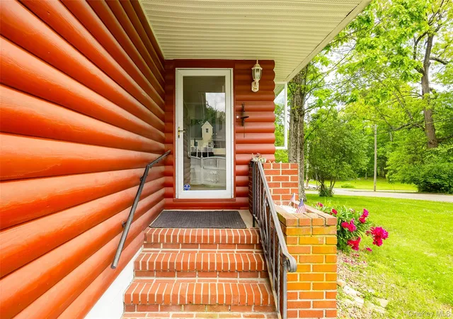 Homes for sale in East Fishkill, NY | 3 Mountain Rd, East Fishkill, NY 12590 | MLS# 1006812