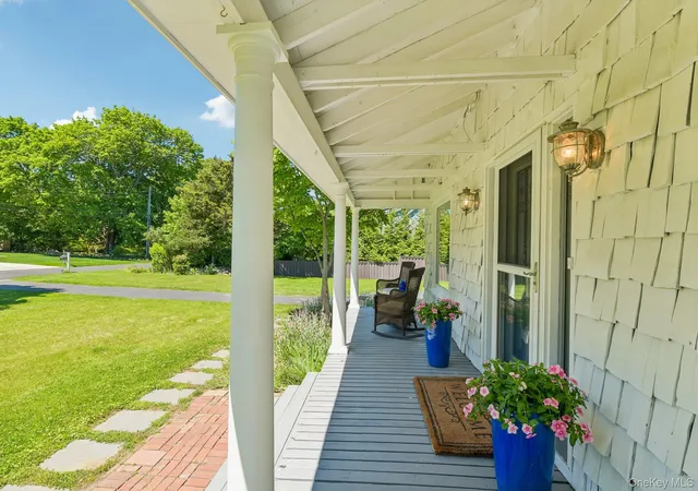 4th image of 38 Conscience Cir, Setauket, NY 11733 | MLS# 1006820