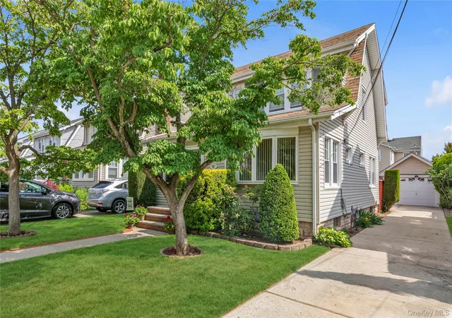 2nd image of 57 Malden Ave, Lynbrook, NY 11563 | MLS# 1006845
