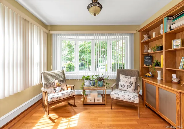 4th image of 57 Malden Ave, Lynbrook, NY 11563 | MLS# 1006845